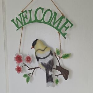 Green "Welcome" Bird Wall Decor Hanging Sign